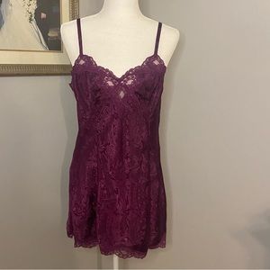 Vintage Victoria’s Secret Gold Tag BabyDoll/ Chemise  Size Medium